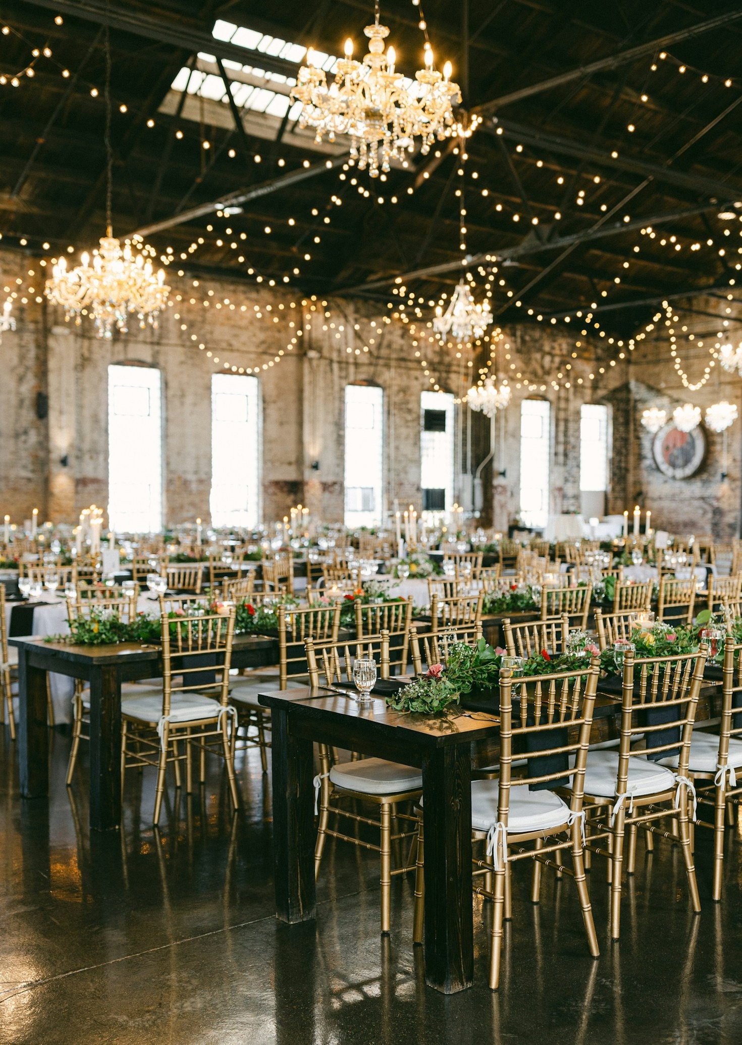 The Ultimate Timeline Guide for Your Six-Hour Reception